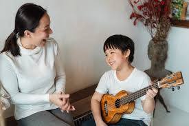 Ukulele Lessons in Bexley, Ohio 43209Music Piano Violin Viola Bass Cello Strings Singing Voice Guitar Ukulele Brass Trumpet Euphonium Woodwinds Oboe Flute Saxophone Clarinet Drums Percussion Lessons Classes Teachers Instructors Online Virtual Columbus, OH Bexley, OH