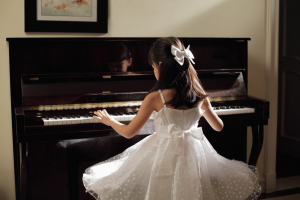 what are the best beginner pianos for 5 year old piano players