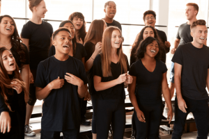 do vocal lessons improve your voice 