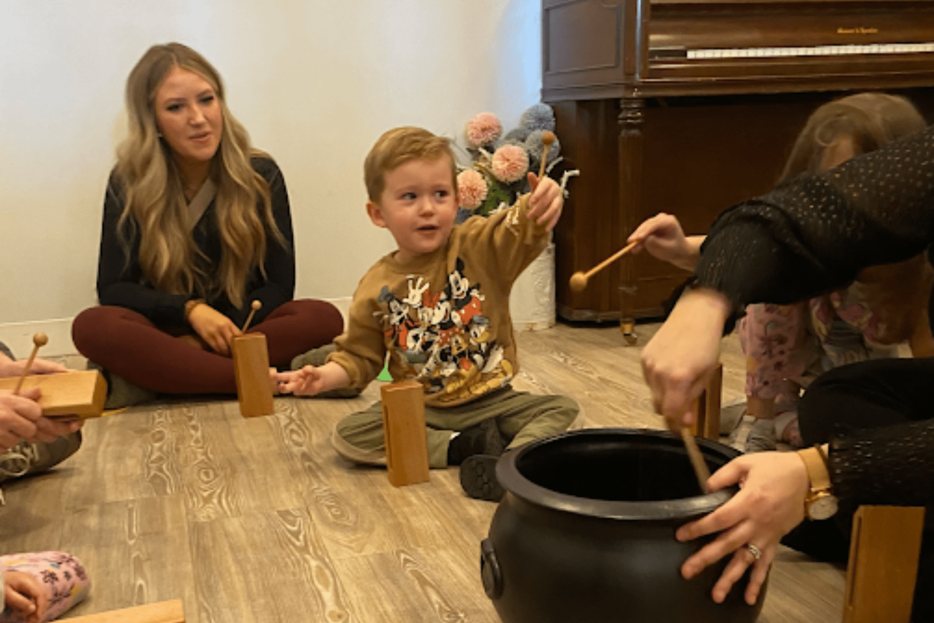 benefits of momym and me music classes
