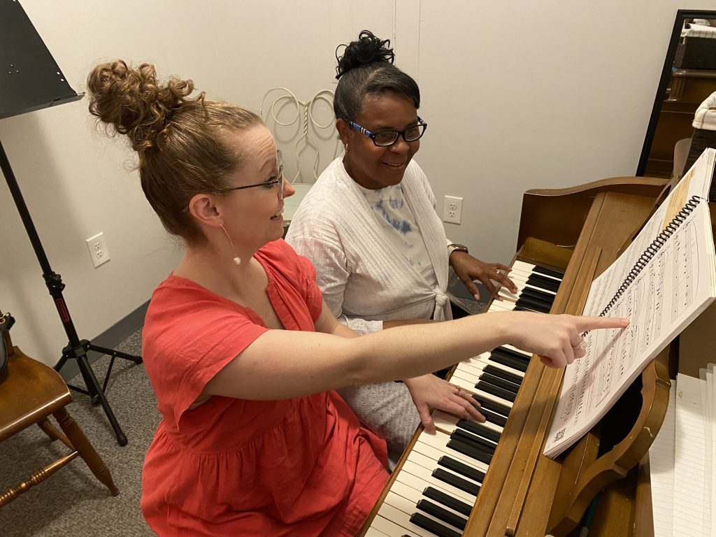 Chambers Music Studio offering adult and children's music lessons in Bexley and Columbus Ohio